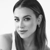 Jenna Katz as Suzi