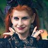Jezibell Anat as Mama Thorn