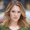Leslie Ann Glossner as Young Romantic Girl