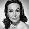 Dolores del Rio as Luana(Dolores del Rio)