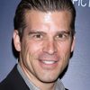 Jack Hartnett as Tom Reda