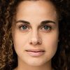 Elisabeth Kanettis as Lise