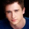 Kesun Loder as Lewis