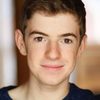 Jason Spevack as Howie Kemp