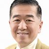 Toshifumi Muramatsu as Real Estate Agent