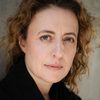 Maren Eggert as Alma