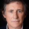 Gabriel Byrne as Lionel (voice)