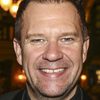 Bjarte Hjelmeland as Frode