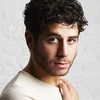 Majd Mardo as Joris Huizinga