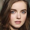 Isobel Laidler as Molly