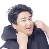 Zhen Yang as Elvis