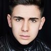 Mert Dincer as Manolo