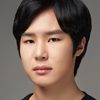 Kim Shi-un as Jung-woo