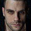 Dmitriy Endalcev as Maksim