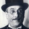 Peppino De Filippo as Giuseppe Colabona
