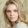 Ricarda Seifried as Marie