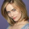 Gesine Cukrowski as Jeannine