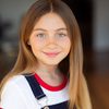 Sophia Rose Nikolov as Young Mary