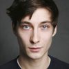 Nikolai Gemel as Theateropfer Peter