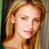 Evelina Turen as Allison - Pretty Girl