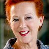 Loes Luca as Aunt Christine (voice)