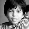 Manuel Padilla Jr. as Carlos