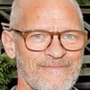 Lars Bom as Uro'er