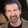 Craig Ahrens as Gary