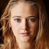 Amber Erwin as Taryn