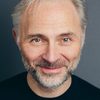 Mark Bonnar as Craig (Dive Supervisor)