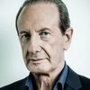 Alexander Rapoport as Uncle Victor