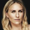 Mickey Sumner as Julie