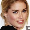 Doutzen Kroes as Catharina Plancius