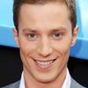 Jonathan Keltz as Randy