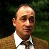 Todd Susman as Hank