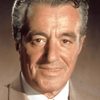Vittorio De Sica as Mario Vitale