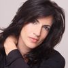 Cathy DeBuono as Risa
