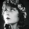 Édith Jéhanne as Jeanne Ney