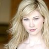 Julia Lee as Lisa Erwin