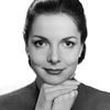 Elizabeth Sellars as Barbara Preston