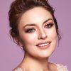 Ezgi Mola as Julide