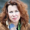 Siobhan Fallon Hogan as Ms. Frankfurt