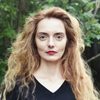 Olivia Csiky Trnka as Strange Young Woman