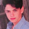 Mike Vitar as Luis Mendoza
