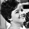 Mary Linda as Singer