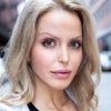Julianne Michelle as Shannon Greene