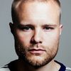 Lars Berteig Andersen as Benny