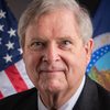 Tom Vilsack as Self