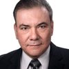 Richard Petrocelli as Frank
