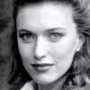 Laetitia Gabrielli as Joëlle, who has to take her swimming test without knowing how to swim